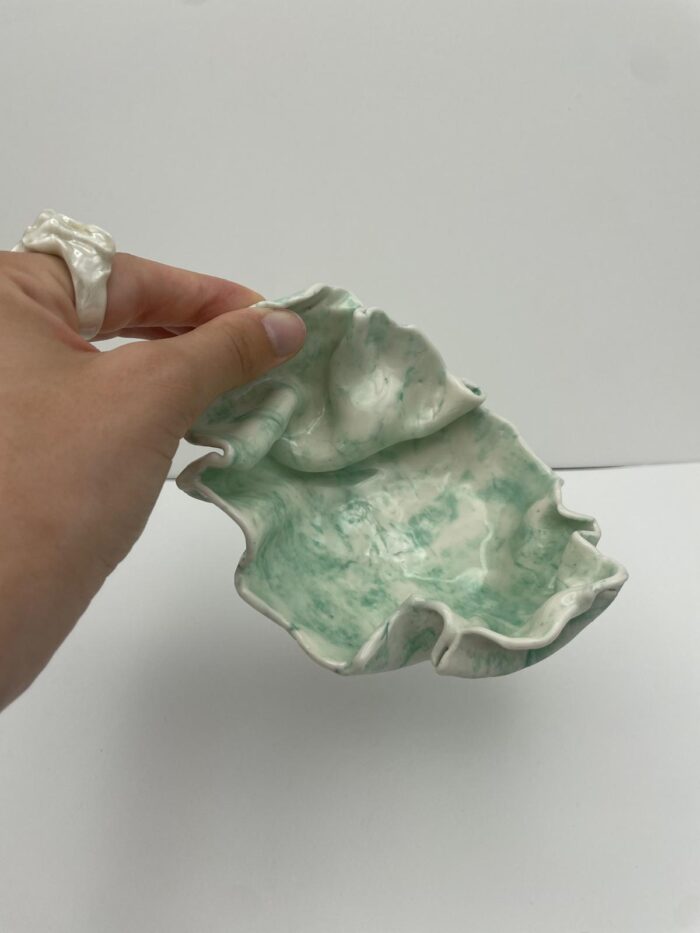 Marble green porcelain pinch pot - Image 7